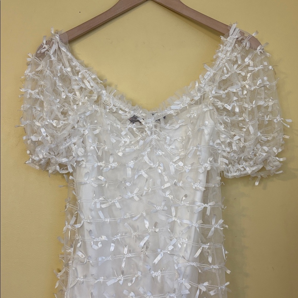 Betsey Johnson x UO | White Allover Bow Puff Sleeve Mini Slip Dress in size XS - Picture 7 of 17